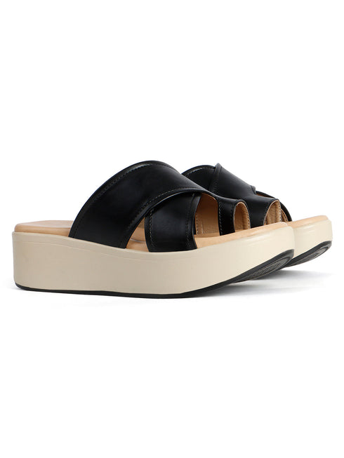 Women's Toe-Ring Crisscross Wedge Sandals