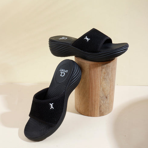 Women's Woven Strap Cutout Detail Comfort Wedge Sandal