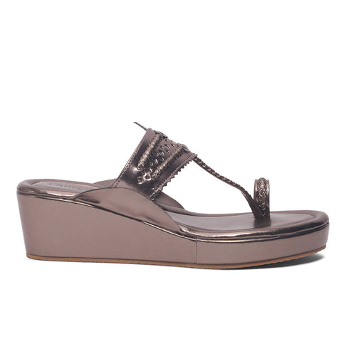 Maya Kolhapuri Wedges