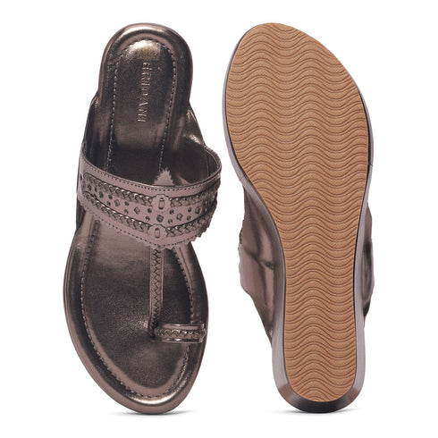 Maya Kolhapuri Wedges
