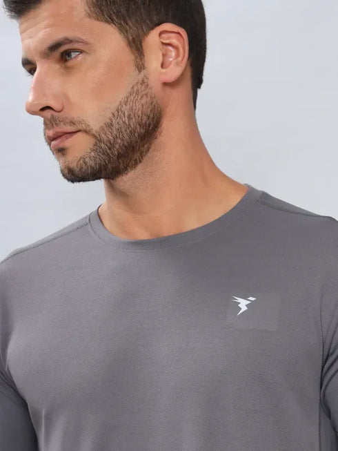 Men Solid Slim Fit Crew Neck T-shirt with TECHNO COOL+