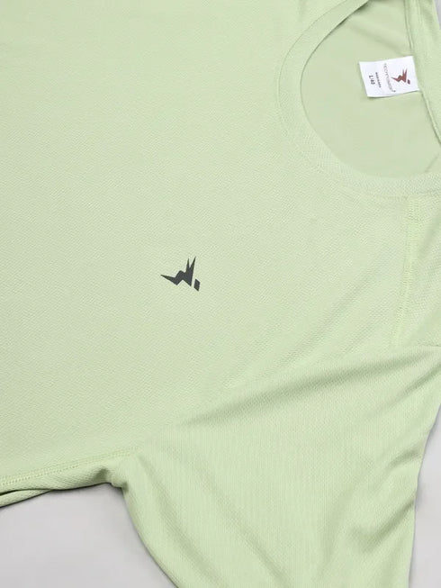 Men Solid Slim Fit Crew Neck T-shirt with TECHNO COOL+