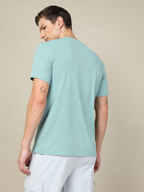 Men Solid Slim Fit Crew Neck T-shirt with TECHNO COOL+
