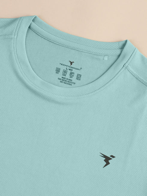 Men Solid Slim Fit Crew Neck T-shirt with TECHNO COOL+