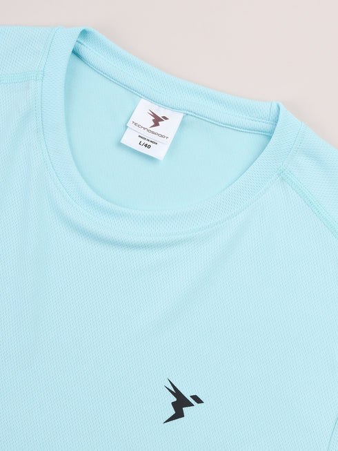 Men Solid Slim Fit Crew Neck T-shirt with TECHNO COOL+