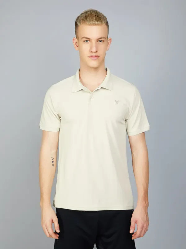 Men Solid Slim Fit Polo T-shirt with MATPIQ