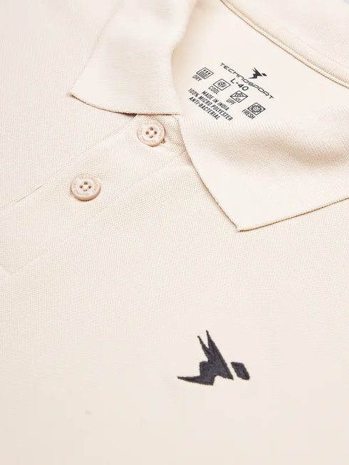 Men Solid Slim Fit Polo T-shirt with MATPIQ