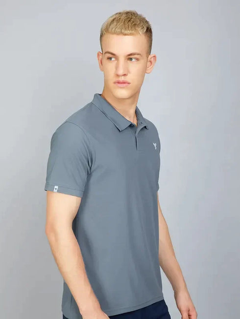 Men Solid Slim Fit Polo T-shirt with MATPIQ