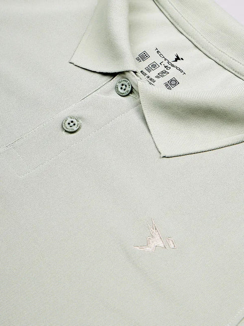 Men Solid Slim Fit Polo T-shirt with MATPIQ