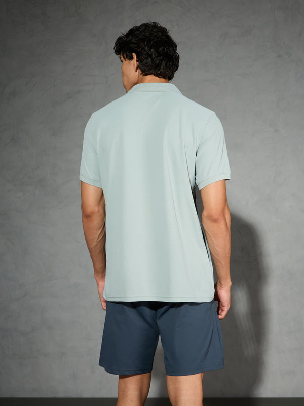 Men Solid Slim Fit Polo T-shirt with MATPIQ