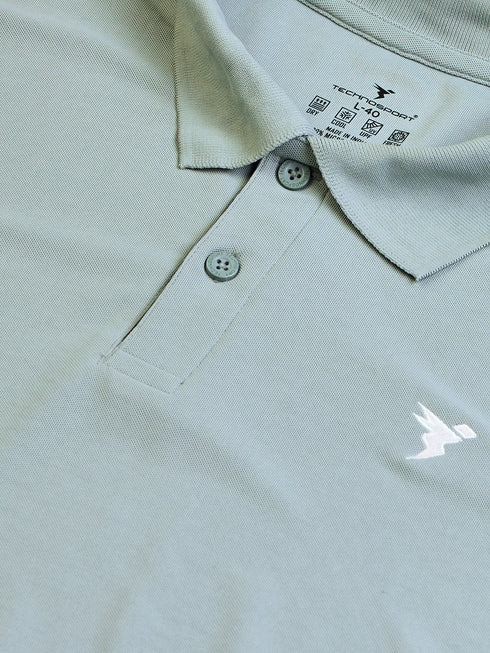 Men Solid Slim Fit Polo T-shirt with MATPIQ
