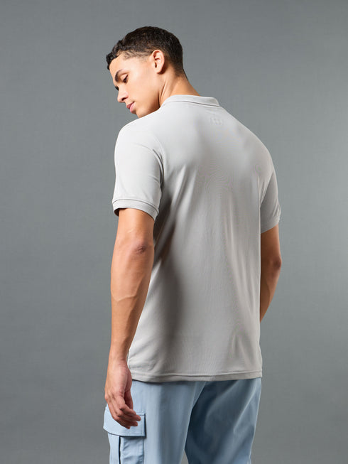 Men Solid Slim Fit Polo T-shirt with MATPIQ