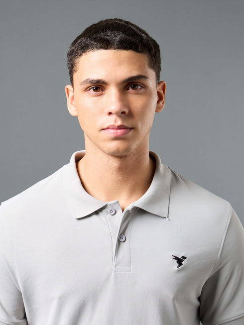 Men Solid Slim Fit Polo T-shirt with MATPIQ