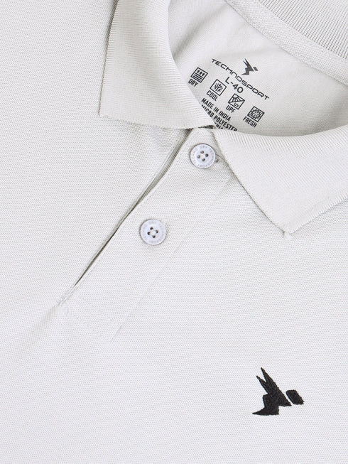 Men Solid Slim Fit Polo T-shirt with MATPIQ