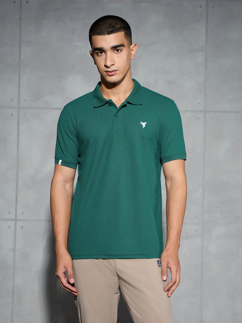 Men Solid Slim Fit Polo T-shirt with MATPIQ