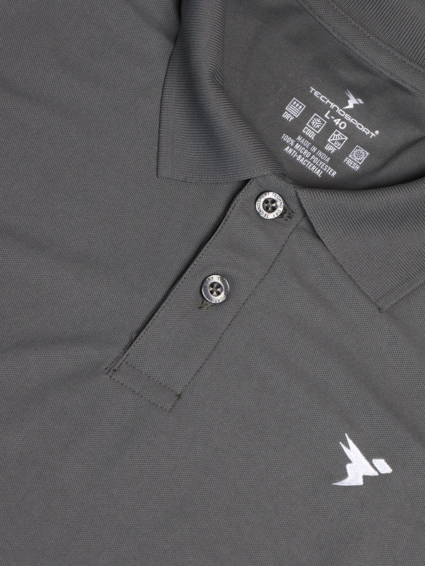 Men Solid Slim Fit Polo T-shirt with MATPIQ