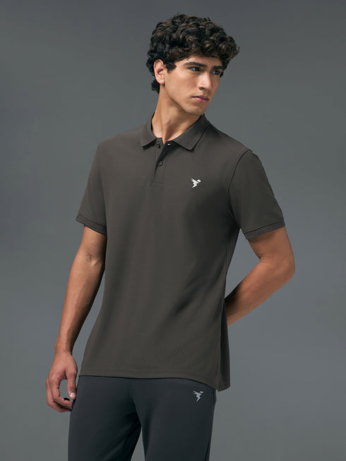 Men Solid Slim Fit Polo T-shirt with MATPIQ