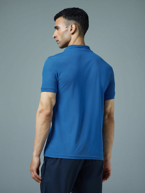 Men Solid Slim Fit Polo T-shirt with MATPIQ