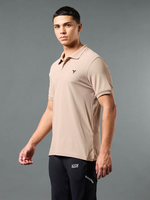 Men Solid Slim Fit Polo T-shirt with MATPIQ
