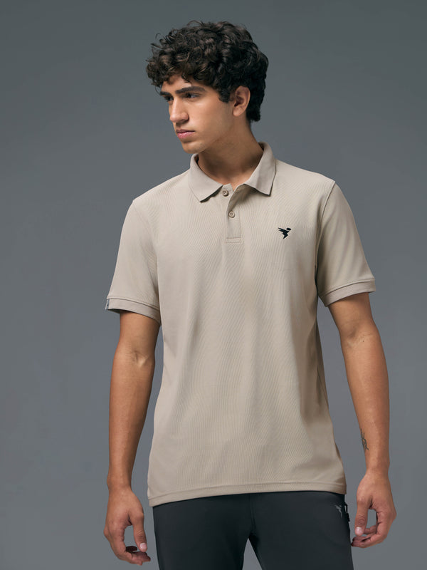 Men Solid Slim Fit Polo T-shirt with MATPIQ