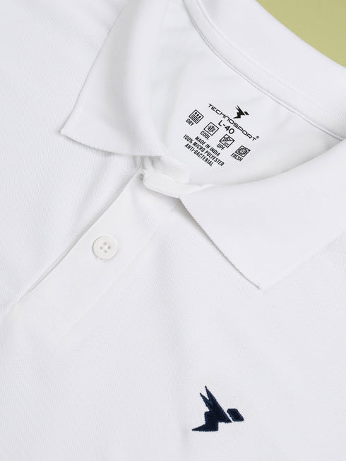 Men Solid Slim Fit Polo T-shirt with MATPIQ