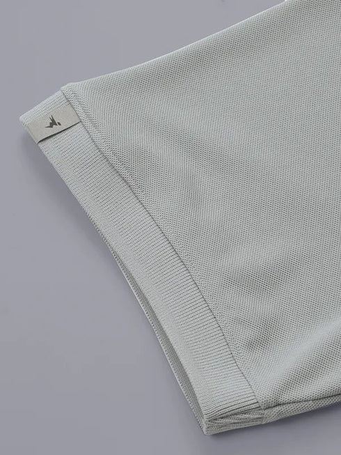 Men Solid Slim Fit Polo T-shirt with MATPIQ