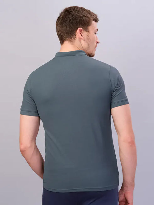 Men Solid Slim Fit Polo T-shirt with MATPIQ