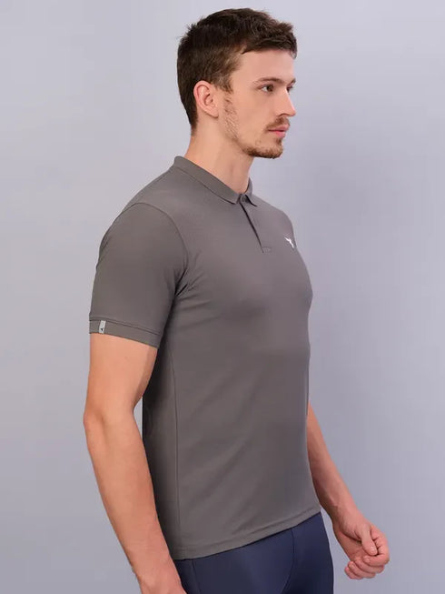 Men Solid Slim Fit Polo T-shirt with MATPIQ