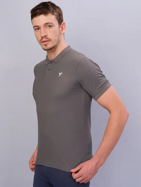 Men Solid Slim Fit Polo T-shirt with MATPIQ