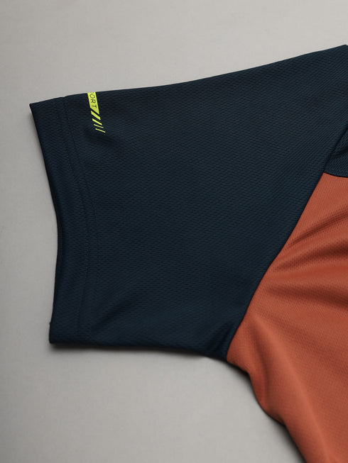 Men Colorblock Relax Fit Polo T-shirt with TECHNO COOL+