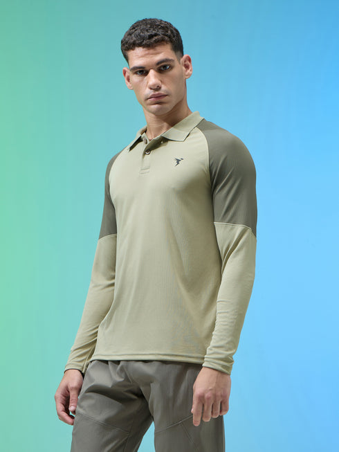 Men Colorblock Slim Fit Polo T-shirt with TECHNO COOL+
