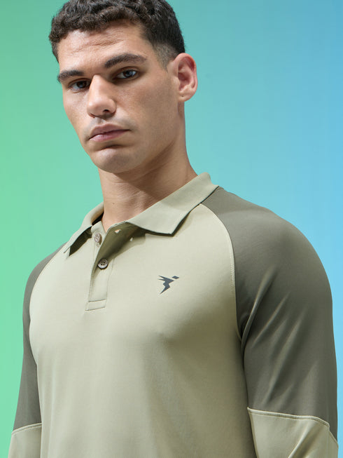 Men Colorblock Slim Fit Polo T-shirt with TECHNO COOL+