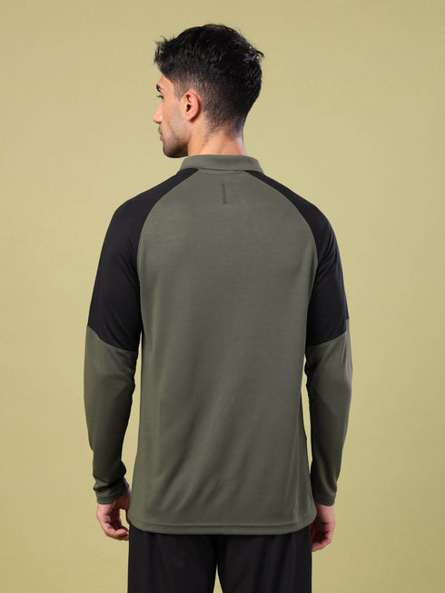 Men Colorblock Slim Fit Polo T-shirt with TECHNO COOL+