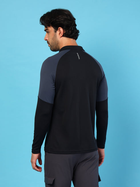 Men Colorblock Slim Fit Polo T-shirt with TECHNO COOL+