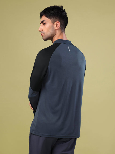 Men Colorblock Slim Fit Polo T-shirt with TECHNO COOL+