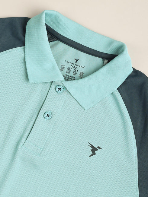 Men Colorblock Slim Fit Polo T-shirt with TECHNO COOL+