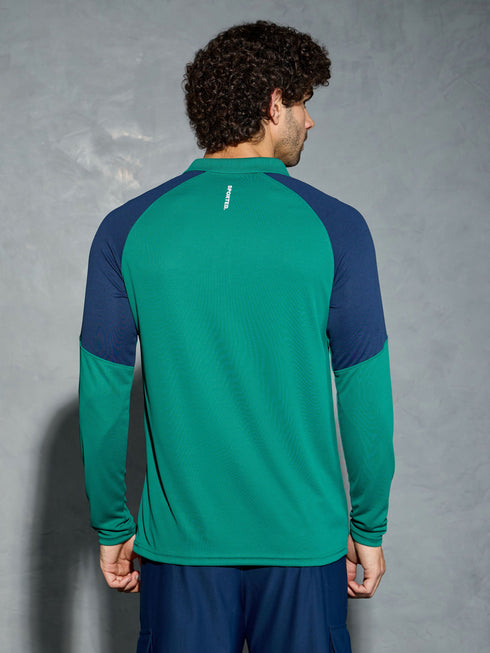 Men Colorblock Slim Fit Polo T-shirt with TECHNO COOL+