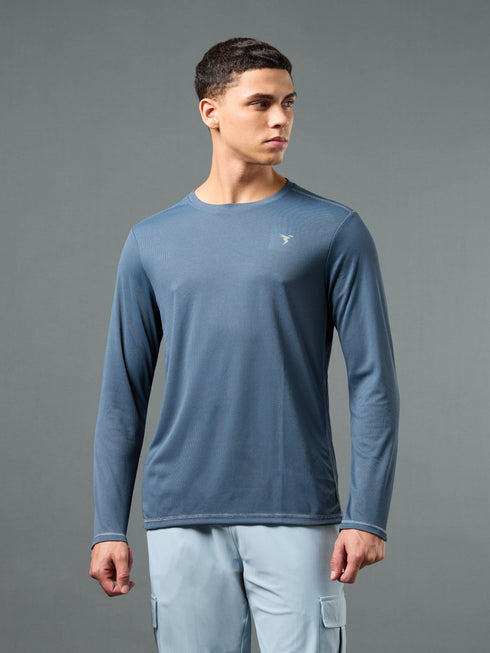Men Solid Slim Fit Crew Neck T-shirt with TECHNO COOL+