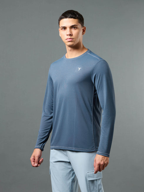 Men Solid Slim Fit Crew Neck T-shirt with TECHNO COOL+