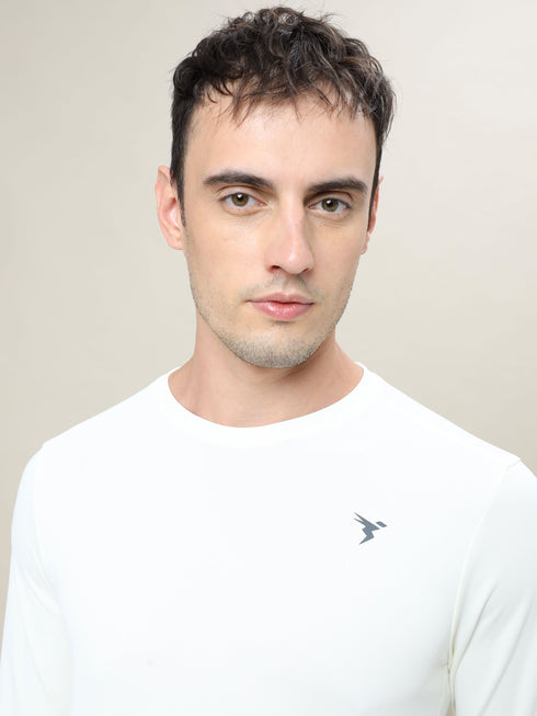 Men Solid Slim Fit Crew Neck T-shirt with TECHNO COOL+