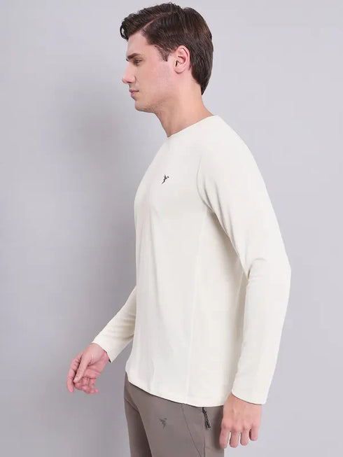 Men Solid Slim Fit Crew Neck T-shirt with TECHNO COOL+