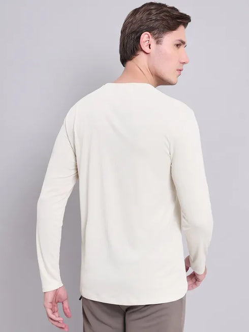 Men Solid Slim Fit Crew Neck T-shirt with TECHNO COOL+