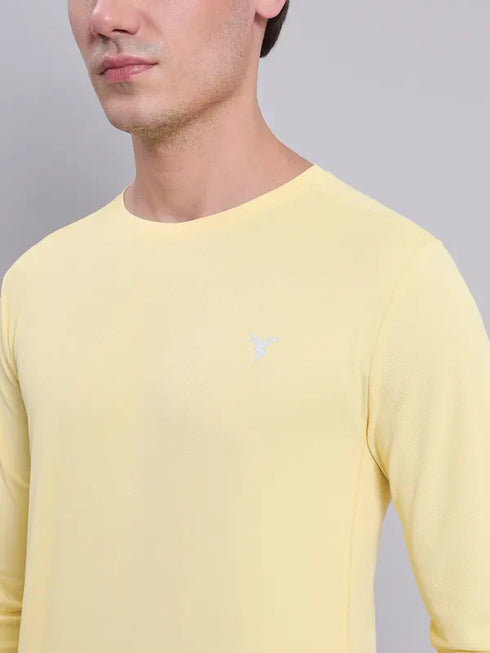 Men Solid Slim Fit Crew Neck T-shirt with TECHNO COOL+