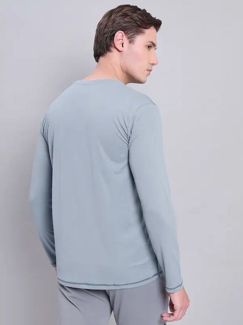 Men Solid Slim Fit Crew Neck T-shirt with TECHNO COOL+