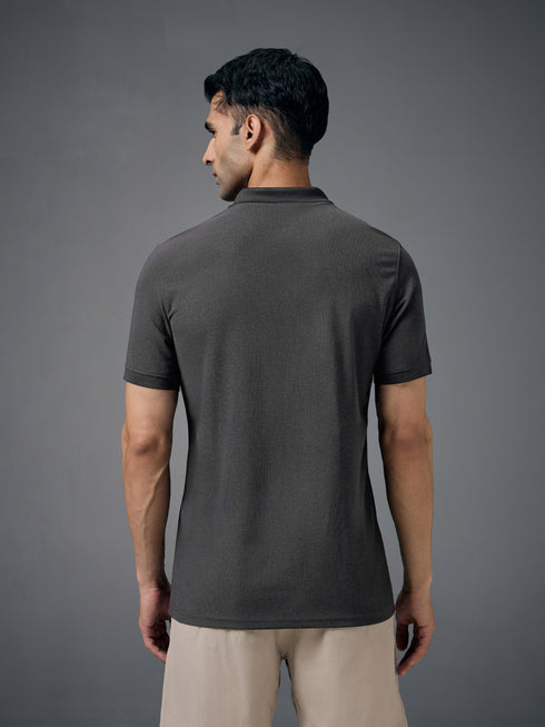 Men Solid Slim Fit Polo T-shirt with MATPIQ