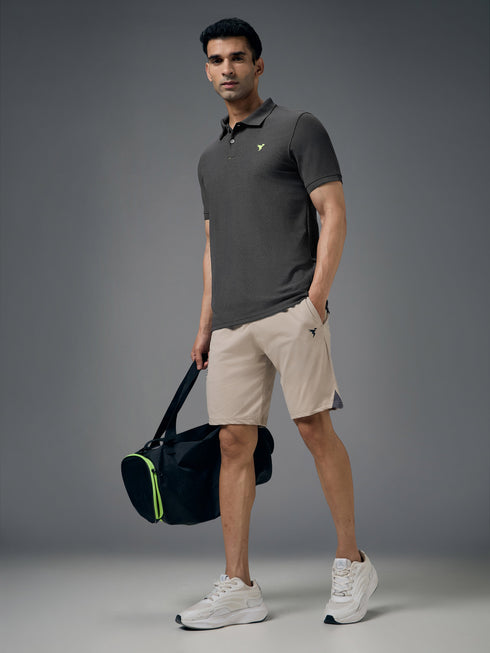Men Solid Slim Fit Polo T-shirt with MATPIQ