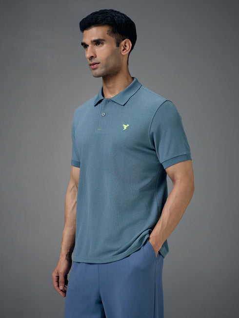 Men Solid Slim Fit Polo T-shirt with MATPIQ