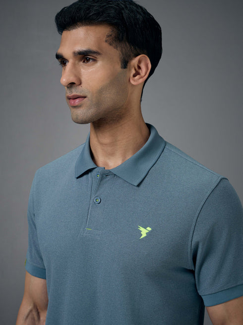 Men Solid Slim Fit Polo T-shirt with MATPIQ