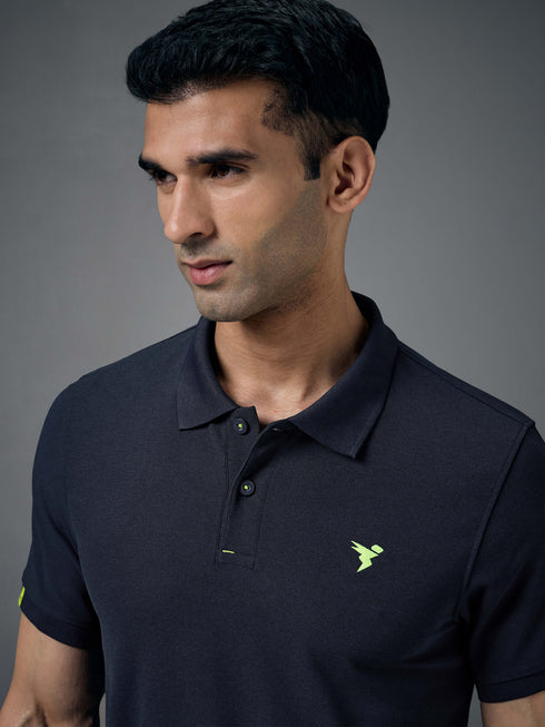 Men Solid Slim Fit Polo T-shirt with MATPIQ