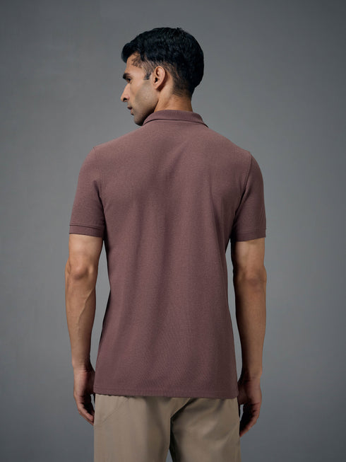 Men Solid Slim Fit Polo T-shirt with MATPIQ